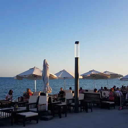 شقة Large Terrace Two Blocks From The تورّيفيِخا